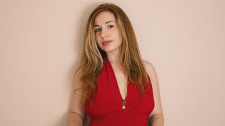 SandraBrooks 34 female live cam model profile