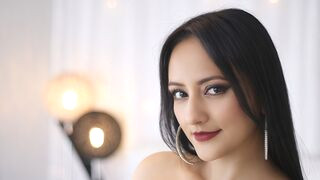 SarahTemptation 36 female mature erotic cam model profile