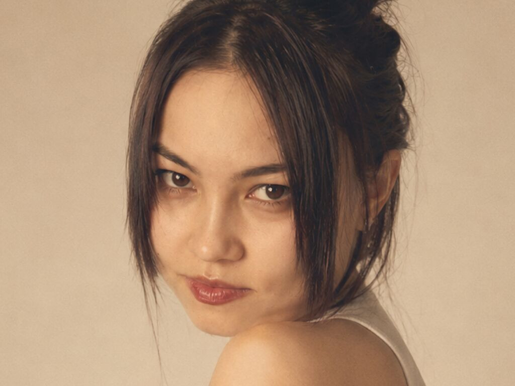 SeeBugl nude cam model profile photo