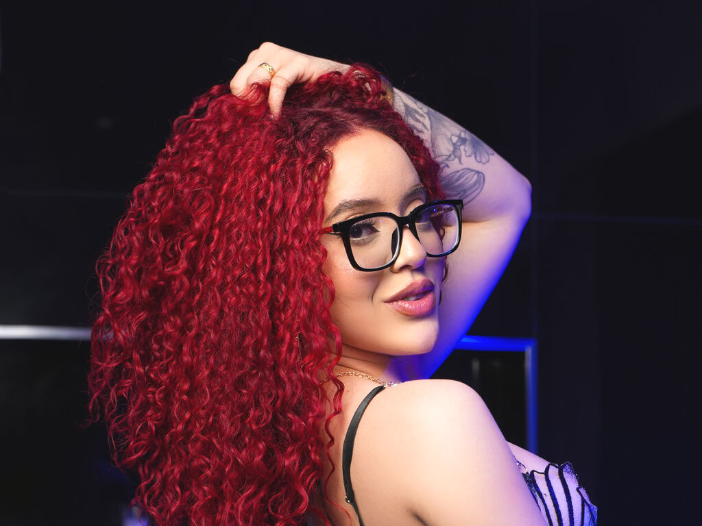 SelenaBlackwood naked cam model gallery photo