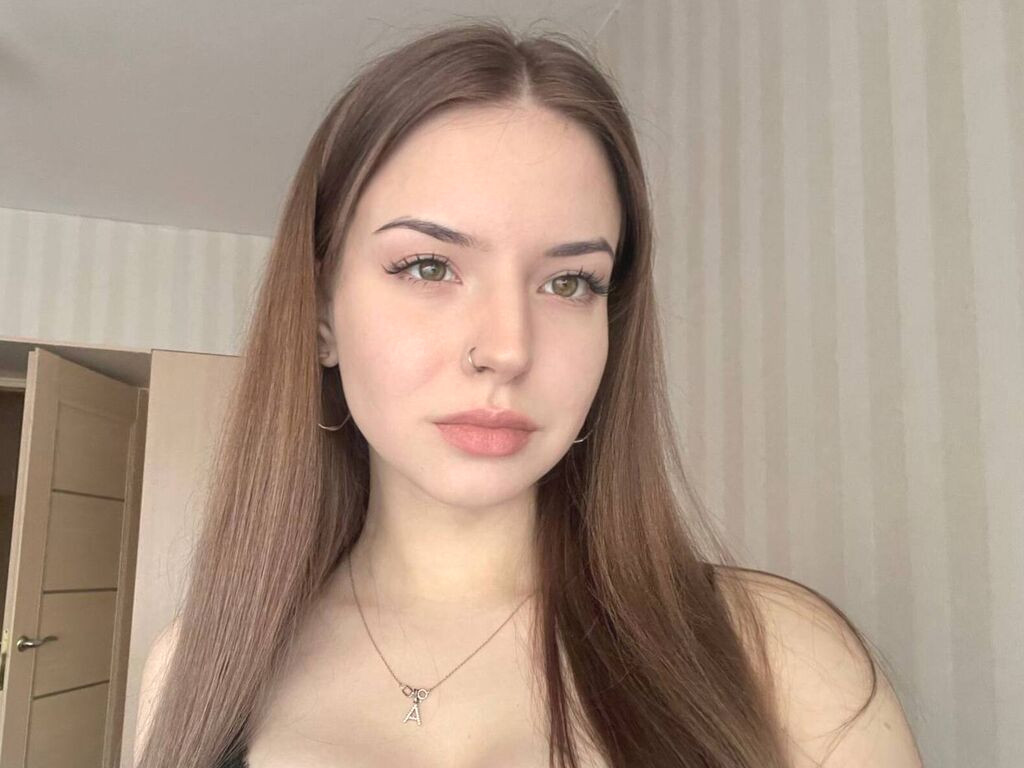SenaidaRowson nude cam model profile photo