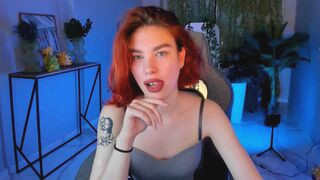 SeraphineWilson 21 female sexy cam model profile