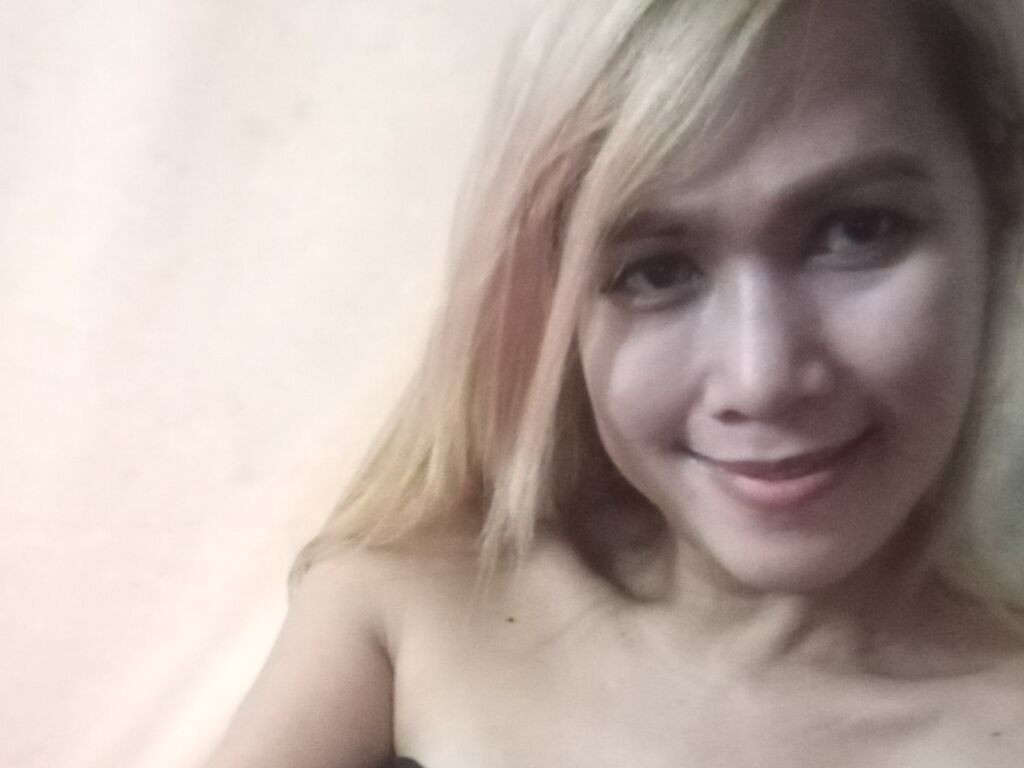 ShaneDevine naked cam model gallery photo
