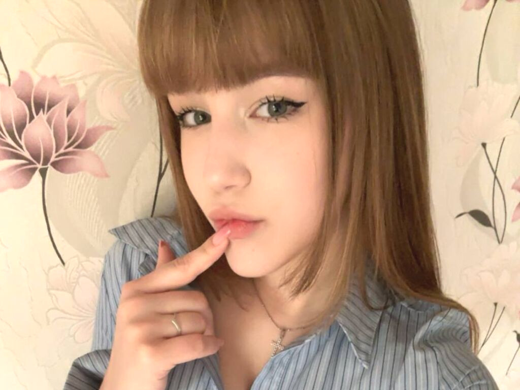 SharikaGlidden nude cam model profile photo