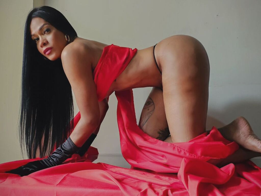 SharonLoren nude cam model profile photo