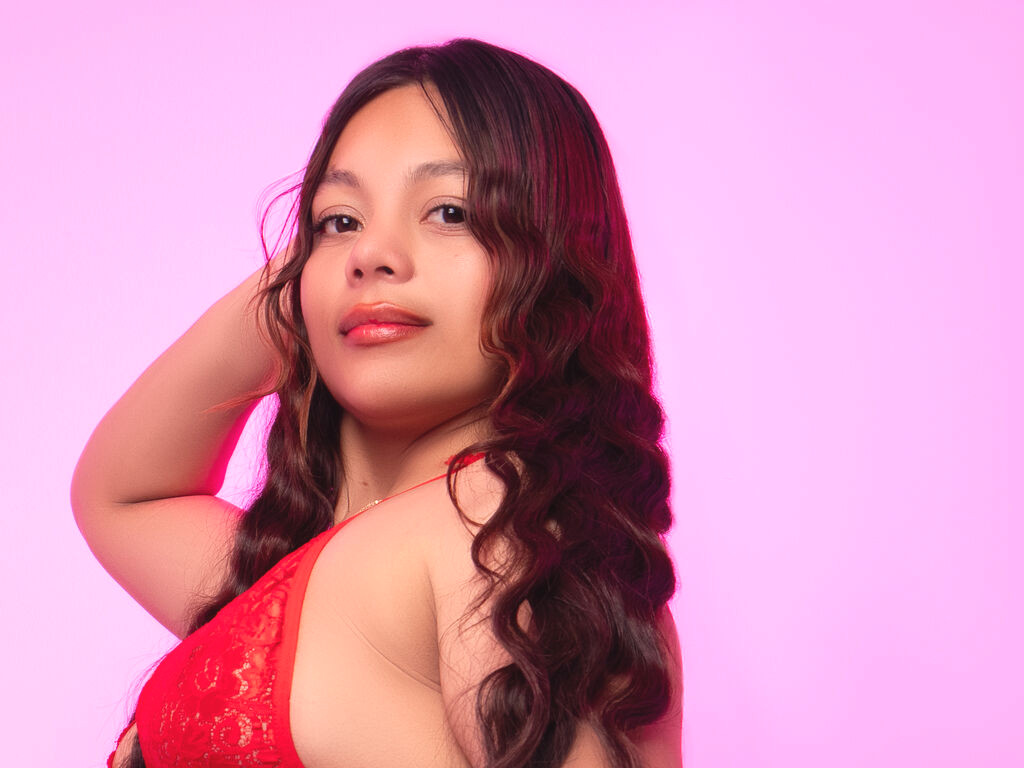 SienaLaurent nude cam model profile photo