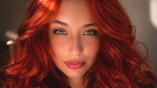 SiennaWilder 30 female sexy cam model profile