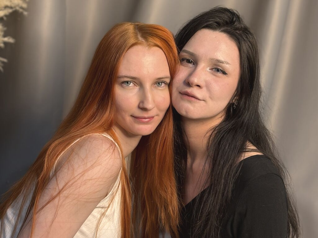 SilviaAndArlette Naked