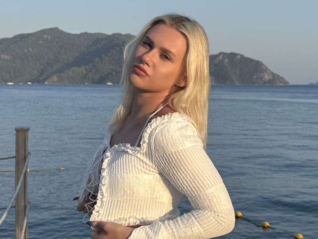 SindyPitt nude cam model profile photo