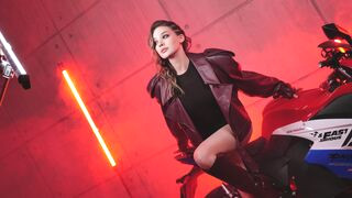 SophieSmithe 20 female live cam model profile