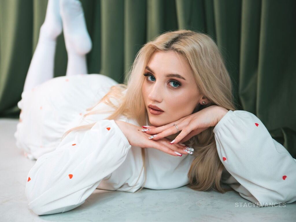 StacyEvances nude cam model profile photo