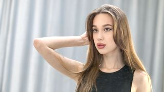 StellaVon 19 female strip cam model profile