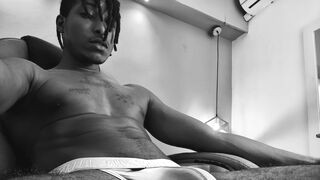 StevensEastwood 27 male nude related cam model profile