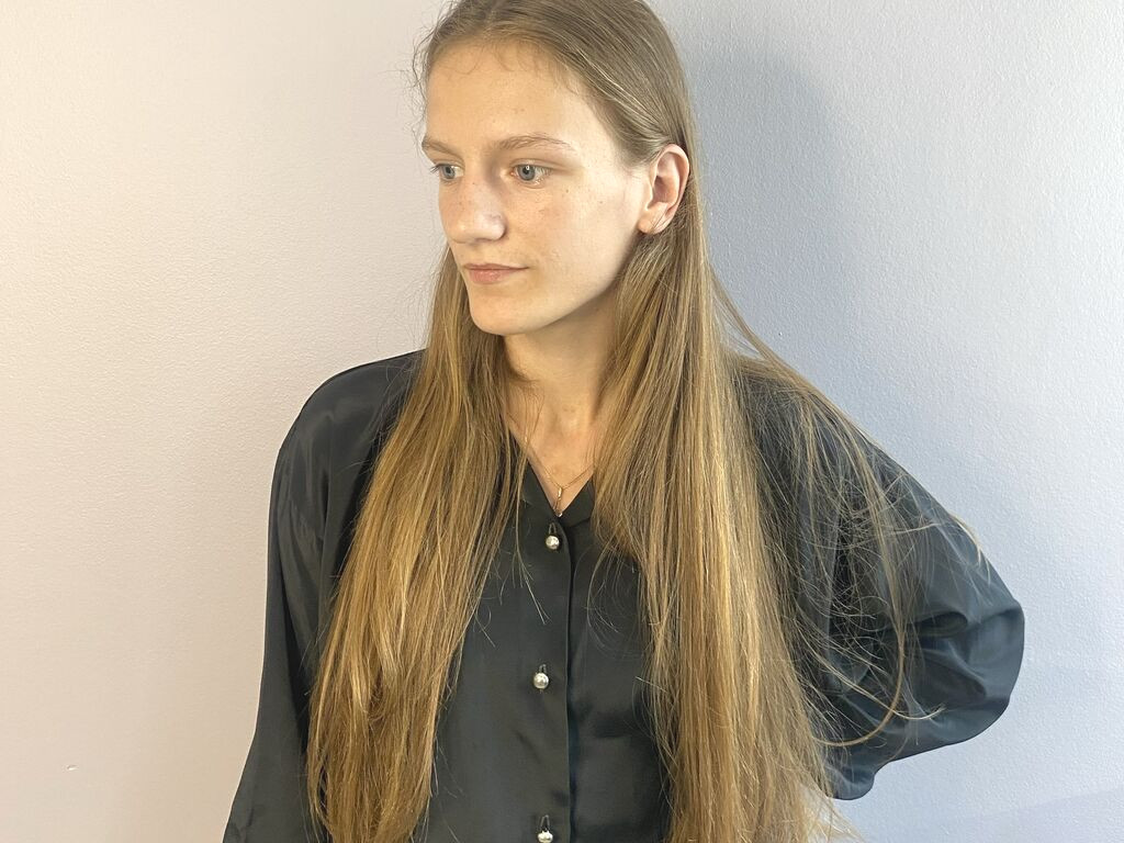 TatumNeild nude cam model profile photo