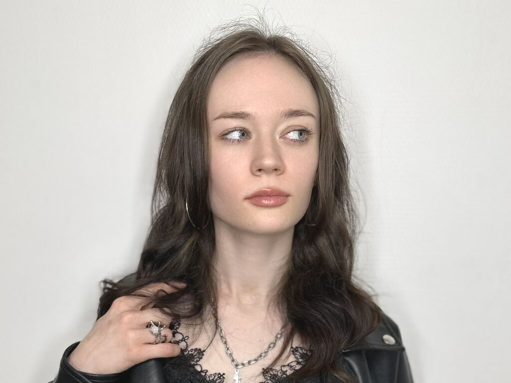 TenishaSeebold nude cam model profile photo