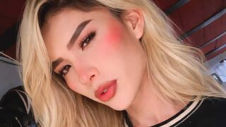 ThamaraRoberts 23 transgender naked cam model profile