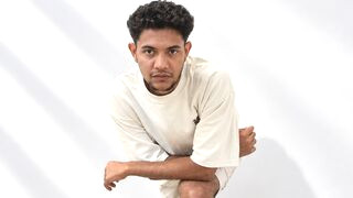 TonyHops 26 male live cam model profile