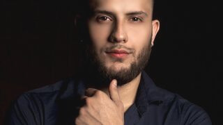 TonySantos 28 male naked related cam model profile