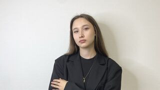 TorieDiffley 18 female erotic cam model profile