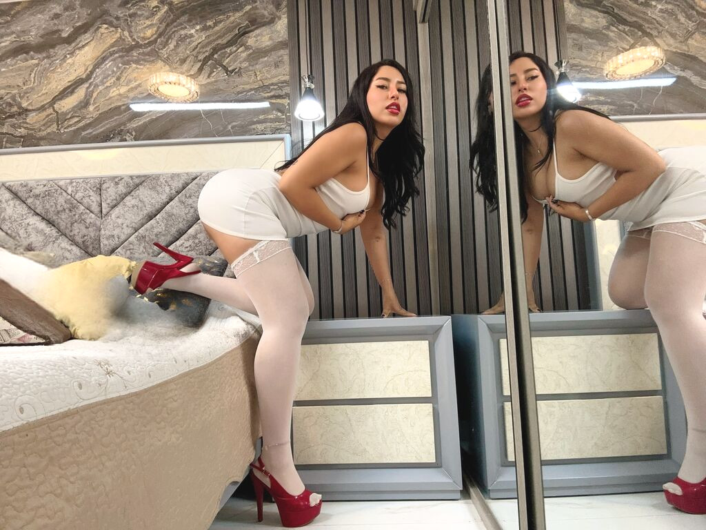 ValentinaReinas nude cam model profile photo