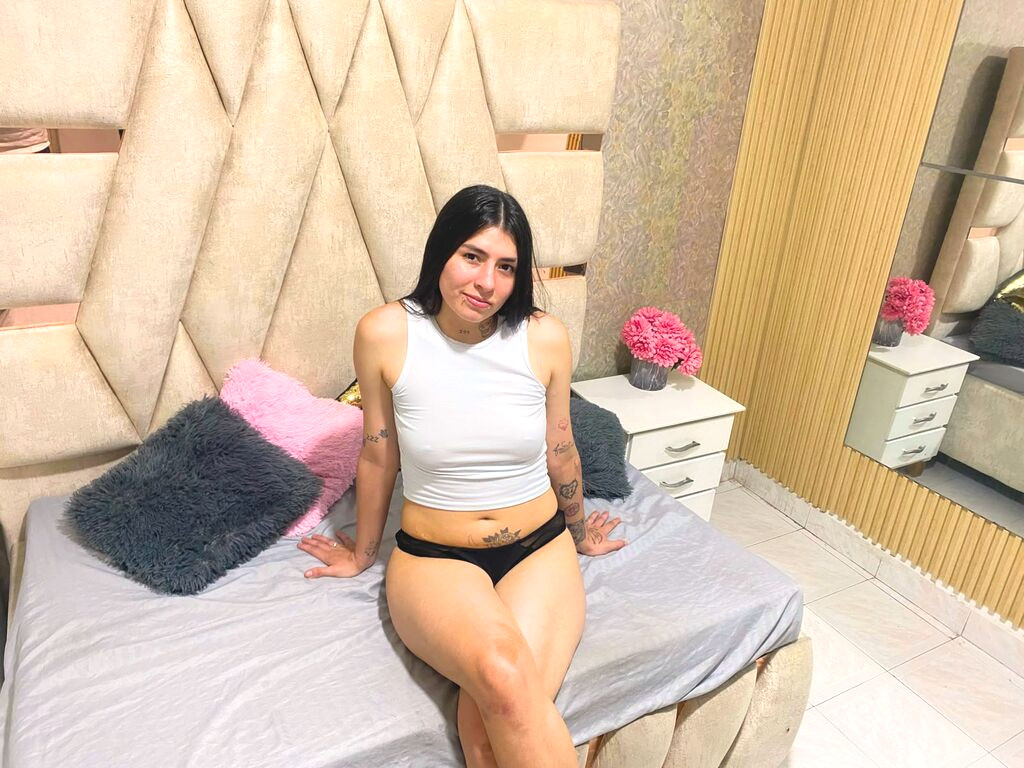 ValentinaSomer nude cam model profile photo
