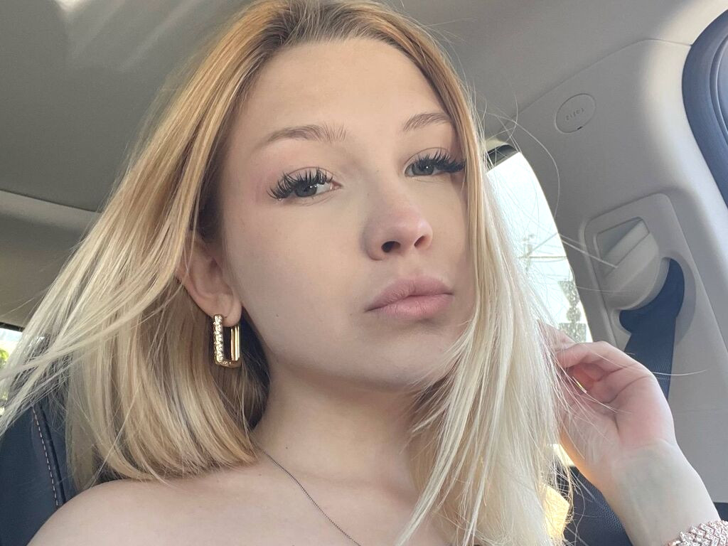 VeronicaBarks naked cam model gallery photo