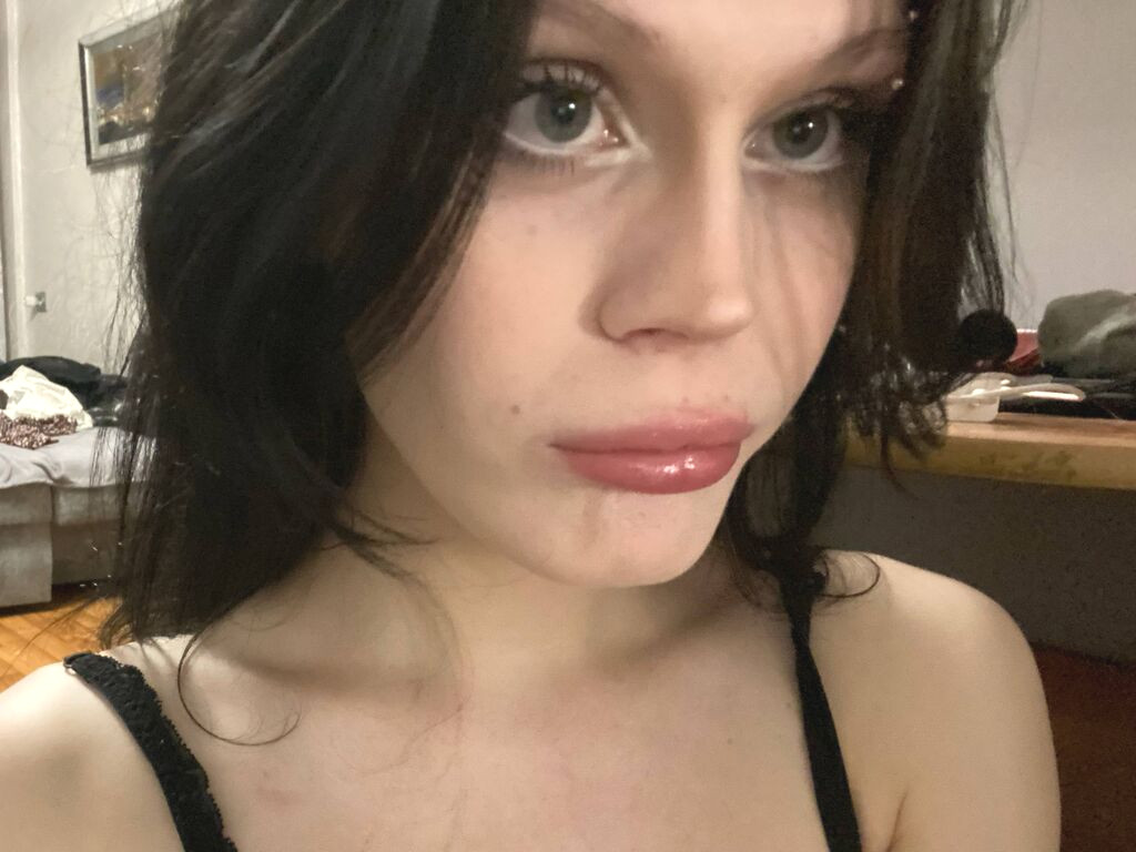 VioletWade nude cam model profile photo