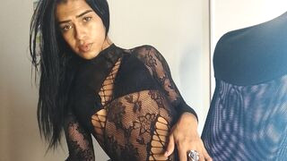ViolethGil 29 transgender naked cam model profile