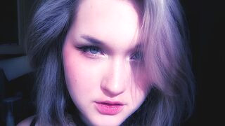 ViolettWoods 22 female hot cam model profile