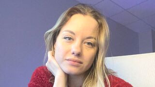 VireliaMoonfall 28 female hot cam model profile