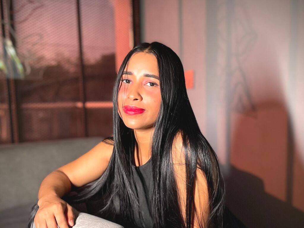 YurissaArias Nude
