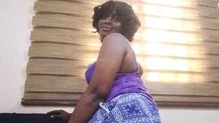 ZaraCalvin 38 female fetish strip cam model profile